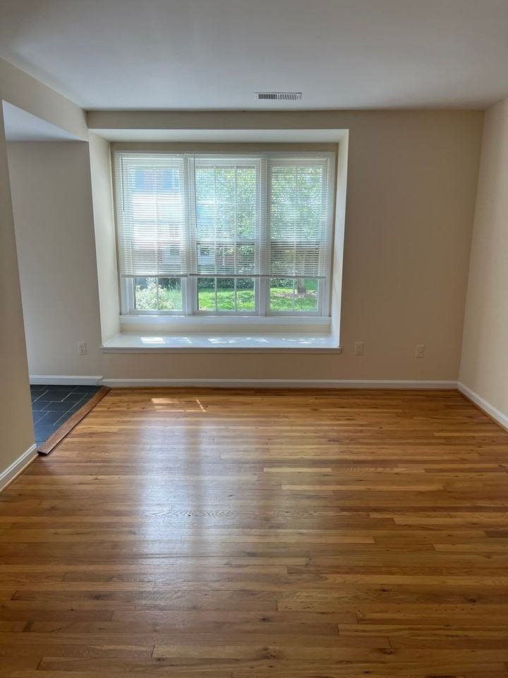 6732 Kenwood Forest Ln - Photo 5 of 20