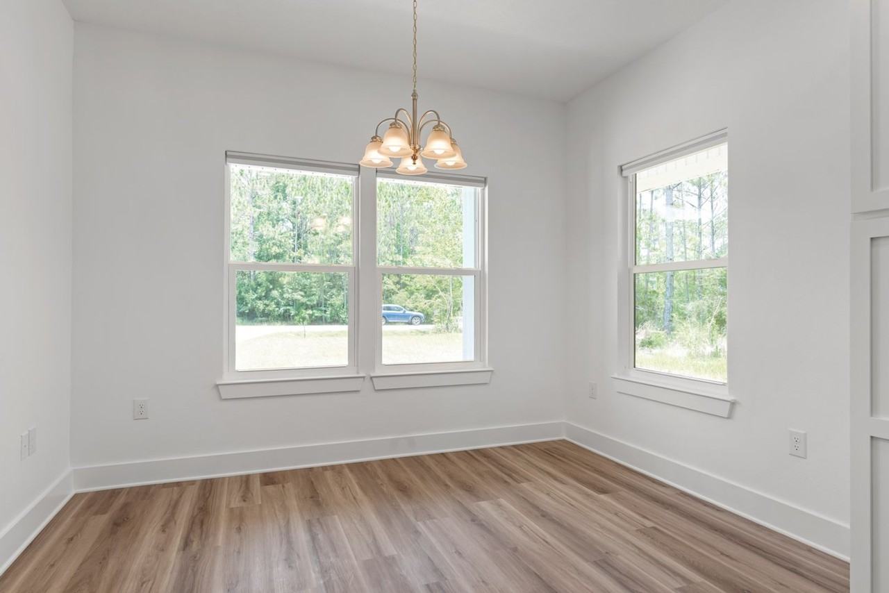 3278 Bernath Dr - Photo 7 of 32