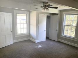 featured image of 21 Traction St