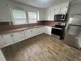 featured image of 753 Center St