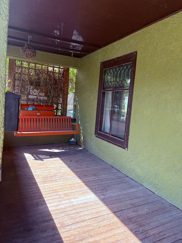 616 South 32nd Avenue - Photo 2 of 15