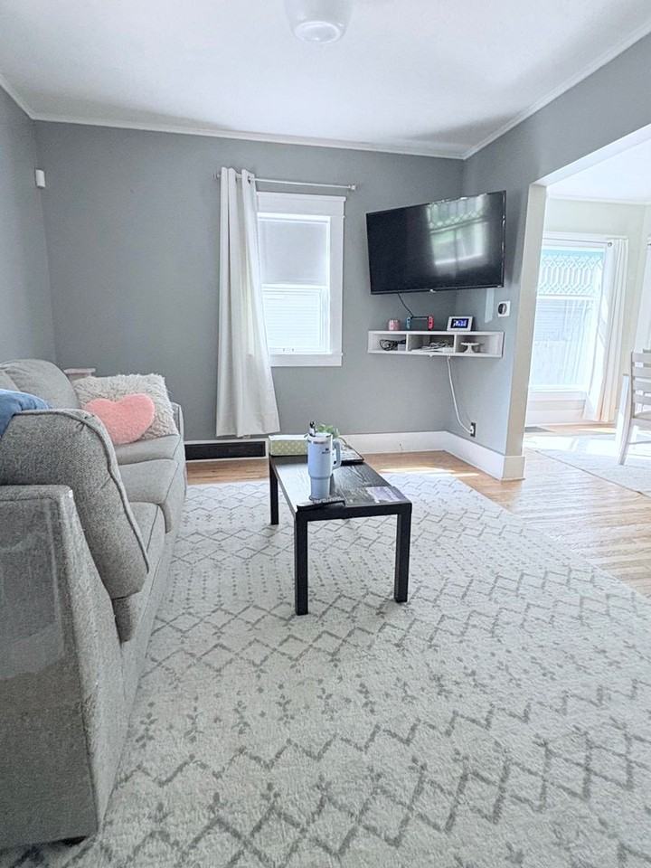 616 South 32nd Avenue - Photo 3 of 15