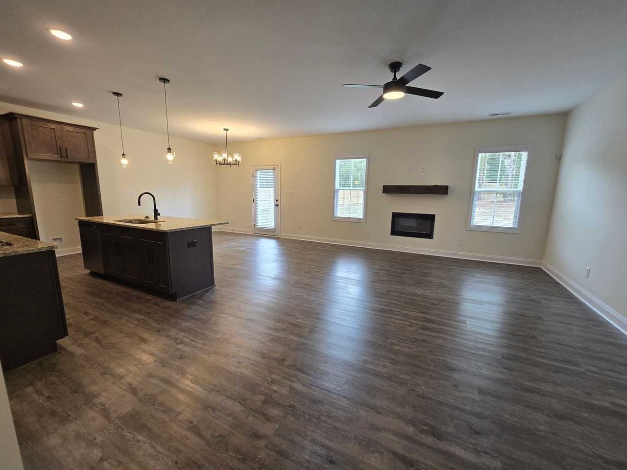 133 Mumford Rd - Photo 5 of 20