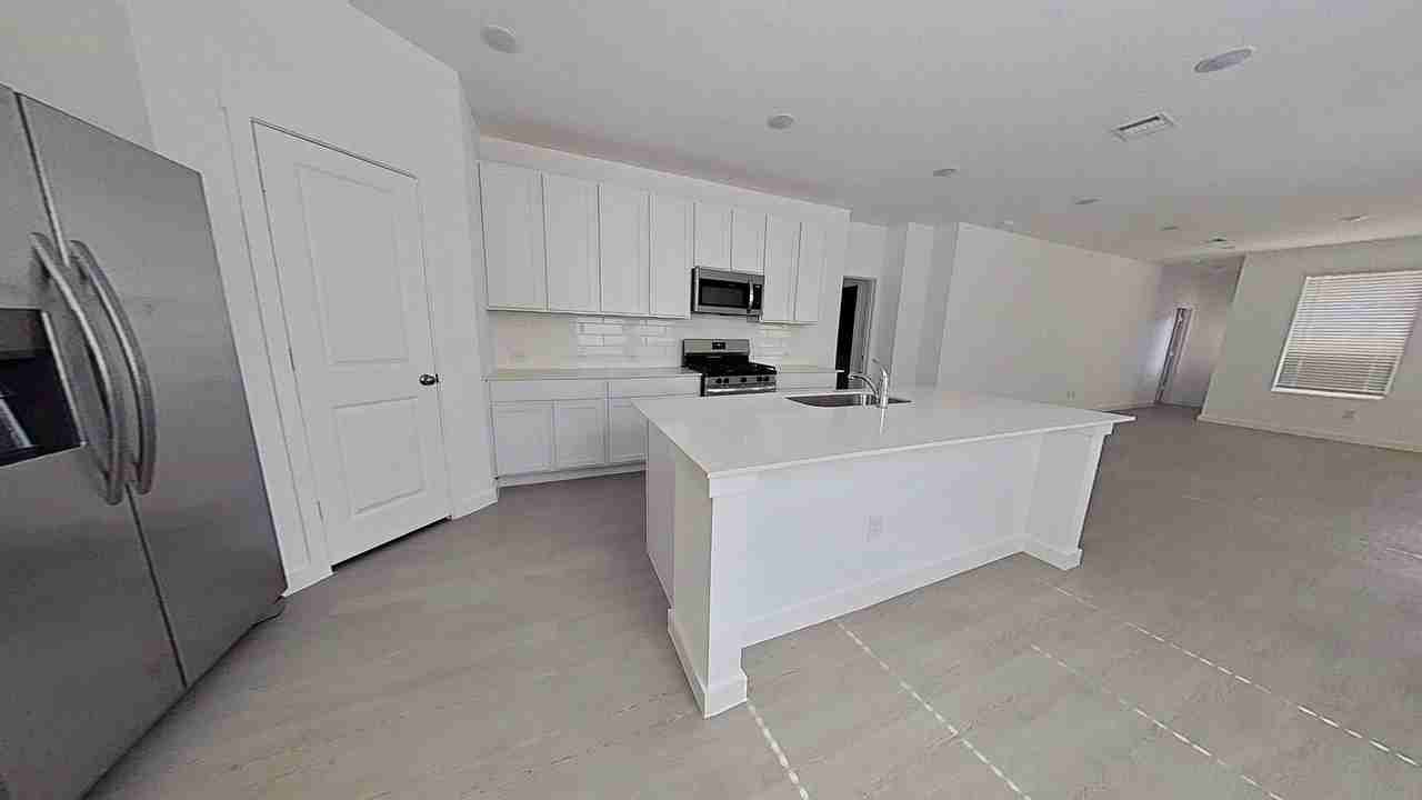 11827 Carolina Rose - Photo 2 of 20