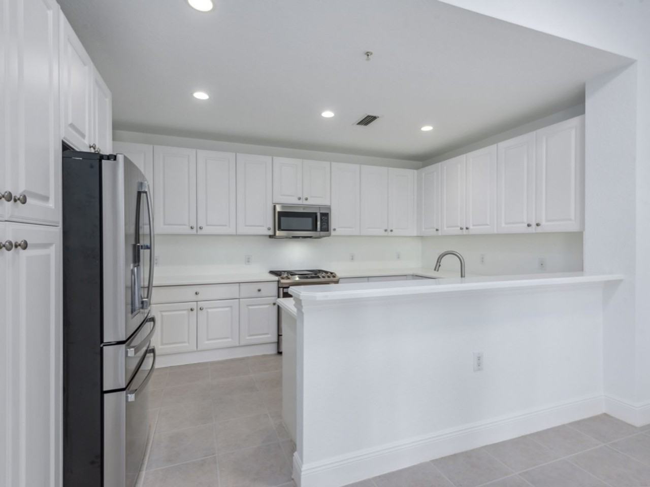 9229 #103 - Photo 2 of 36