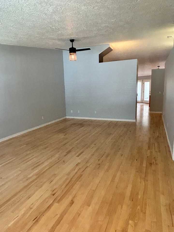 4023 N Bayou Ln - Photo 4 of 28