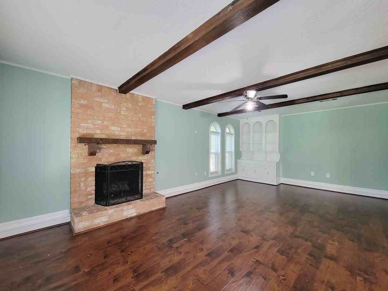 2214 Pine River Dr - Photo 3 of 50