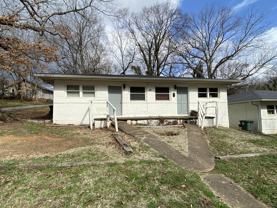 708 W 47th St #A - Photo 1 of 1