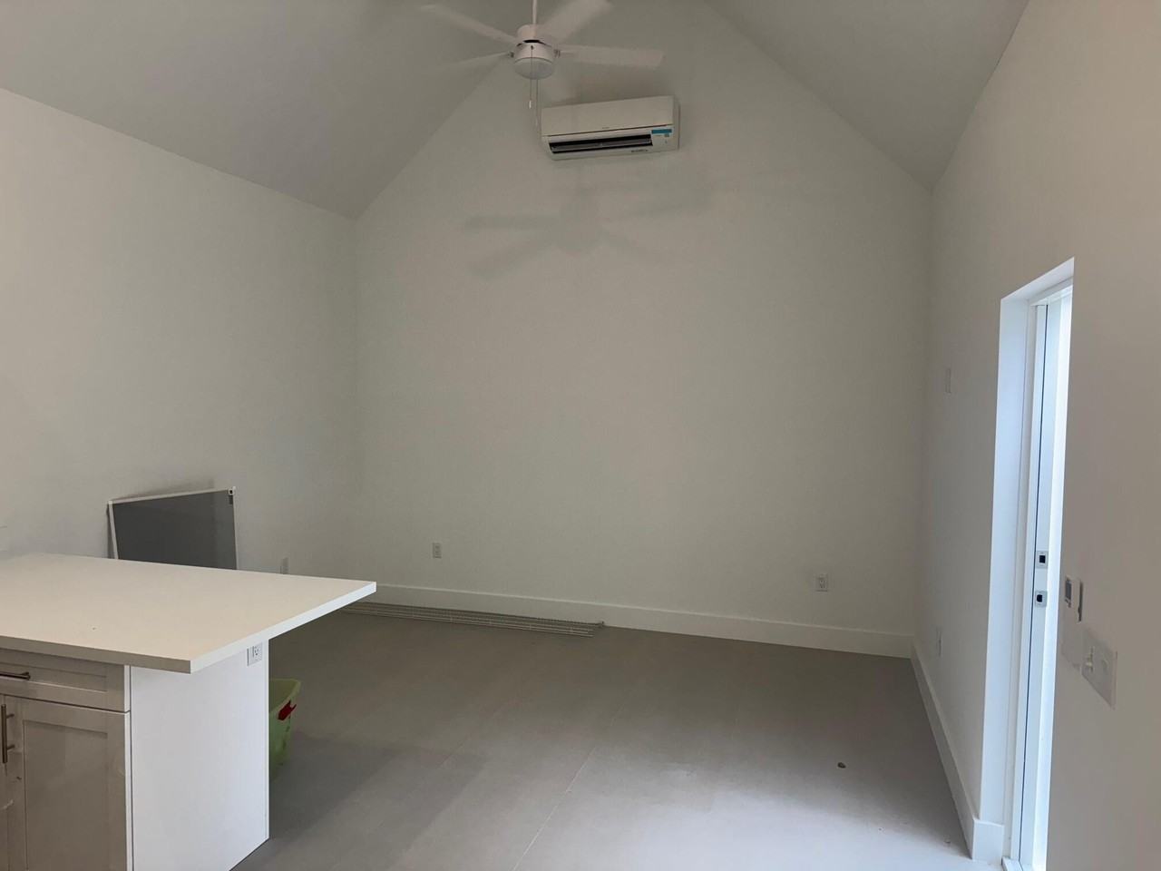 101 Indian Mound Trl #2 - Photo 3 of 8