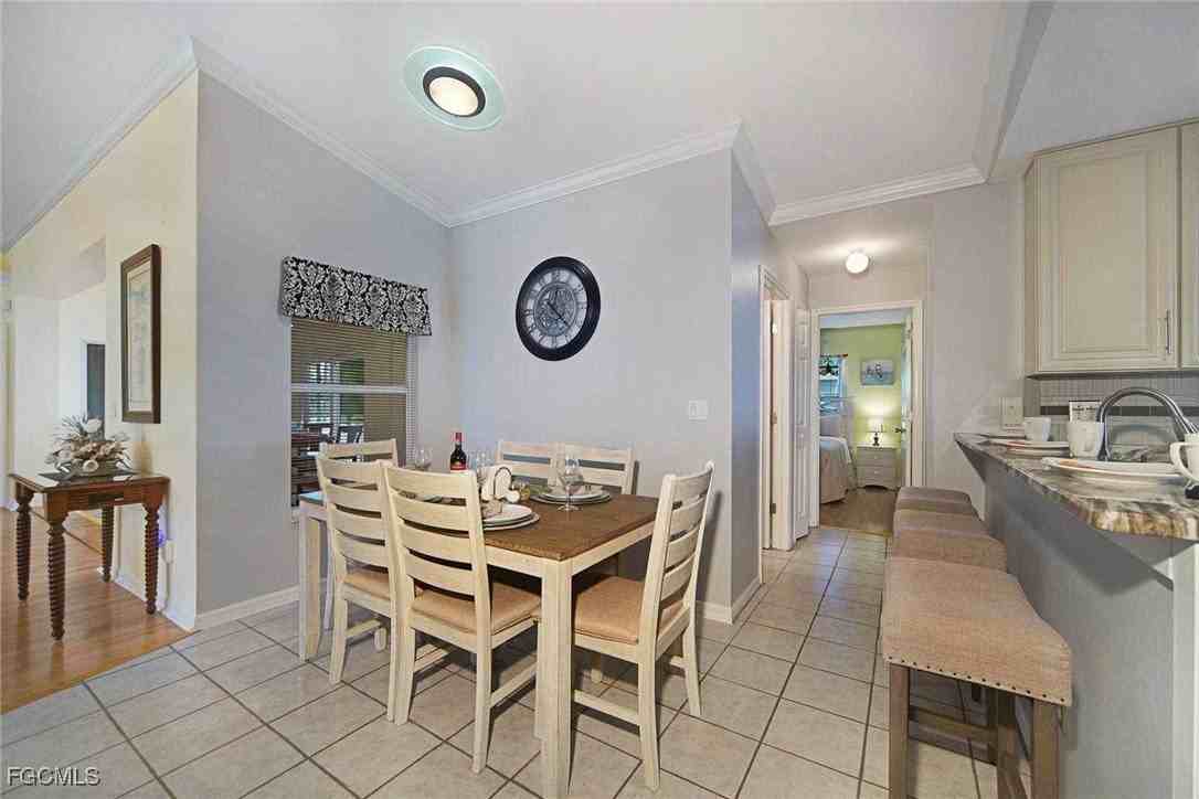 3832 Sw 20th Ave - Photo 7 of 25