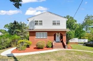 80 Jefferson Ave - Photo 1 of 1
