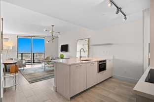 501 Ne 31st St #2010 - Photo 1 of 1