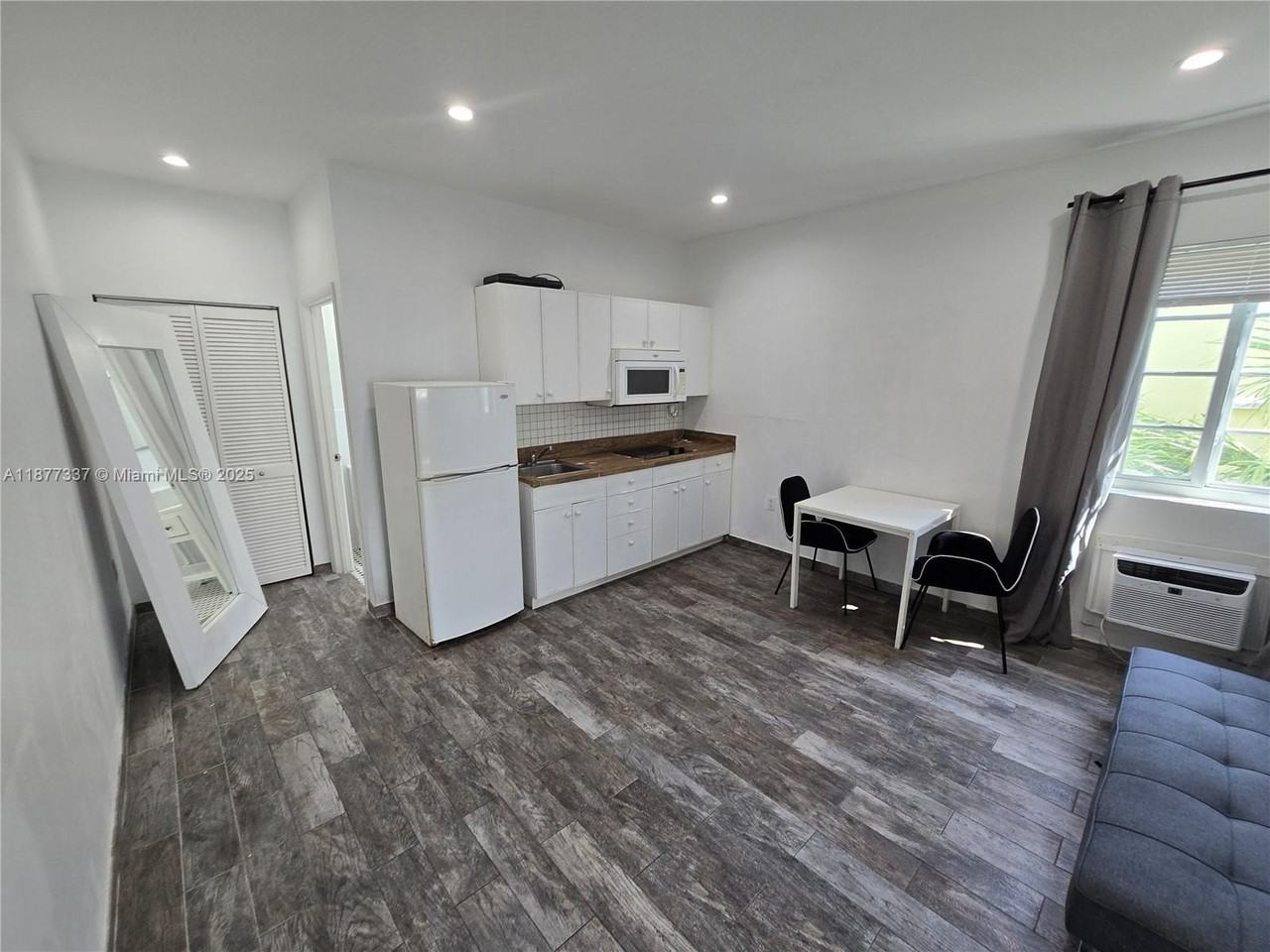 1345 Pennsylvania Avenue #2C - Photo 2 of 18