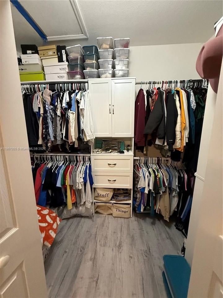 1954 Se 23rd Ter - Photo 2 of 8