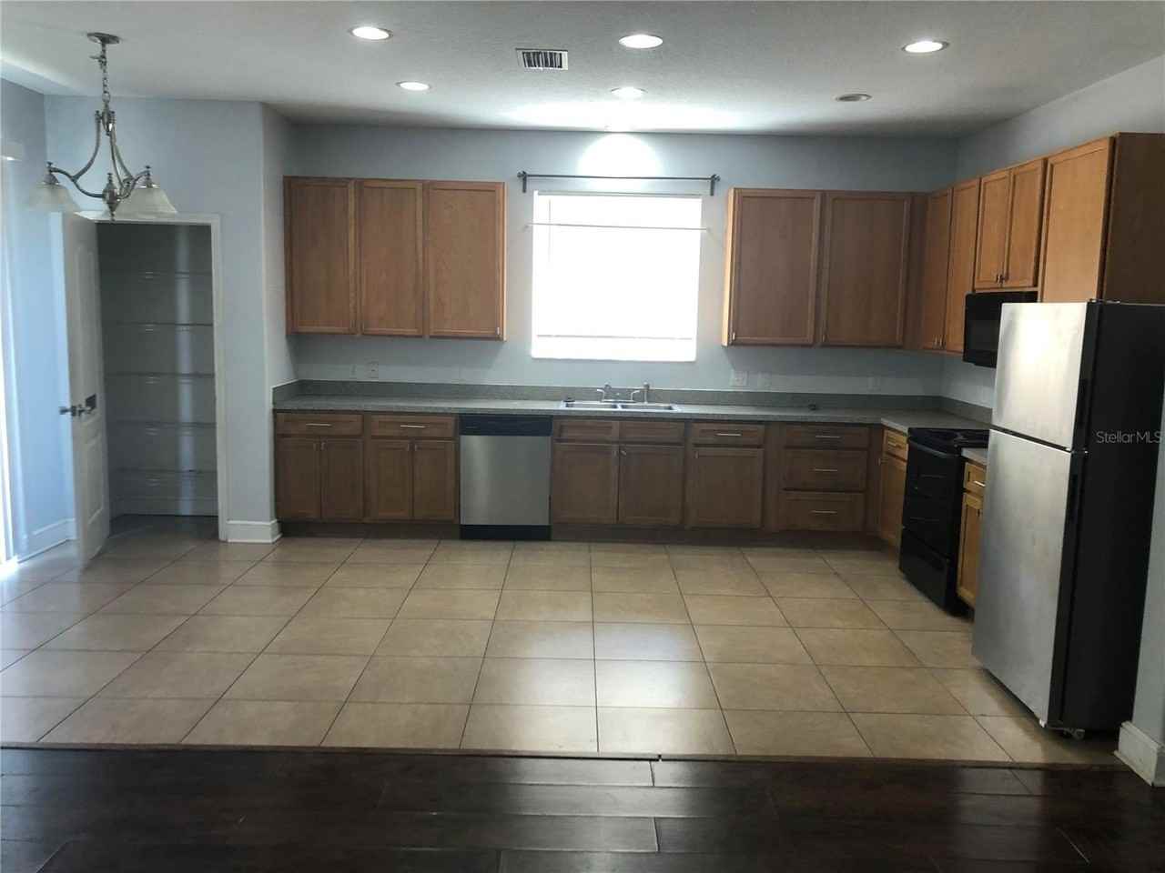 10928 Golden Silence Drive - Photo 4 of 14