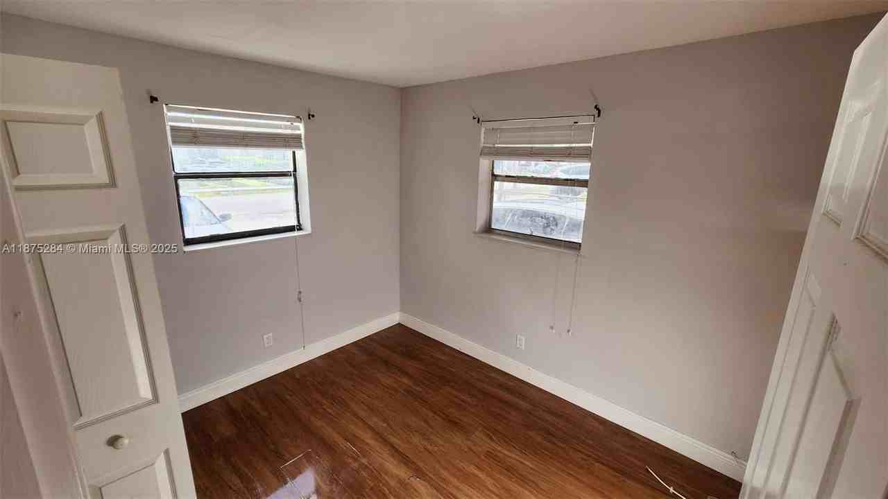 1210 Northwest 30th Avenue #1-3 - Photo 4 of 8