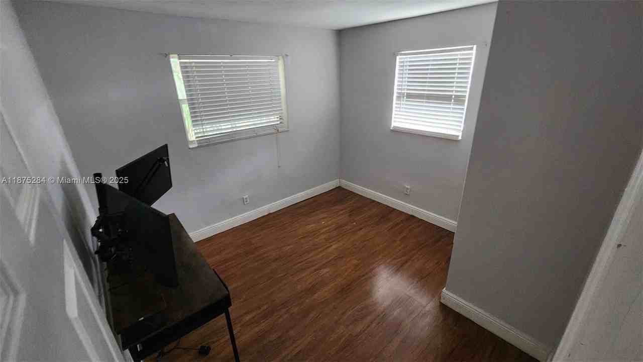 1210 Northwest 30th Avenue #1-3 - Photo 5 of 8