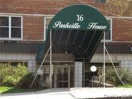 featured image of 16 Lake St #7J