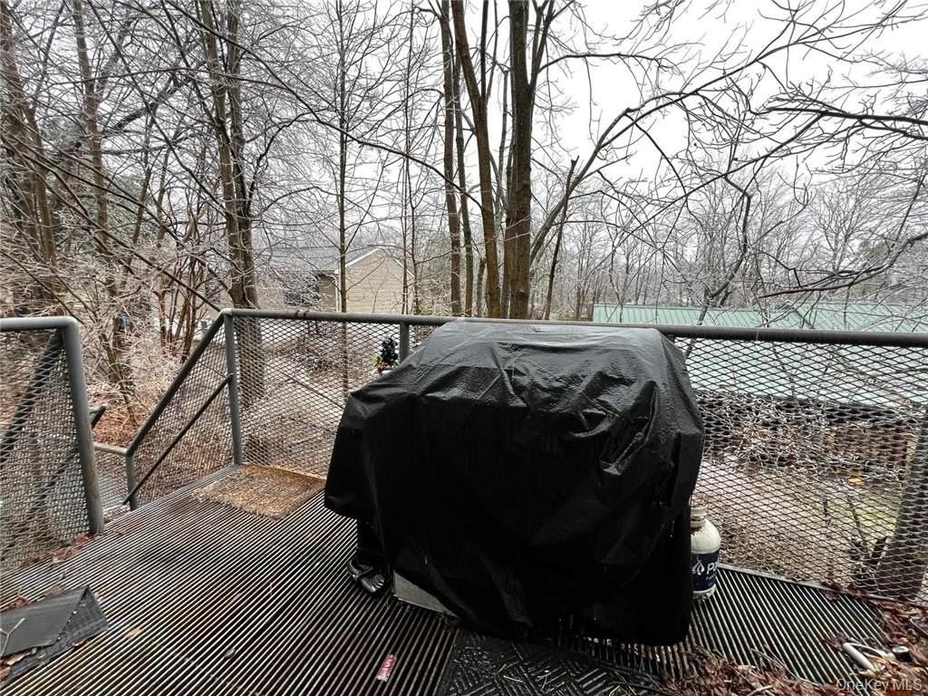 21 Stanton Corner Rd - Photo 7 of 9