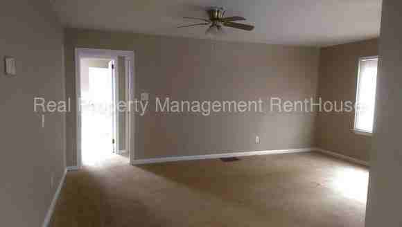 811 Old Powder Springs Rd SW - Photo 3 of 16