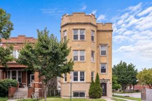 featured image of 1101 S Oak Park Ave #3