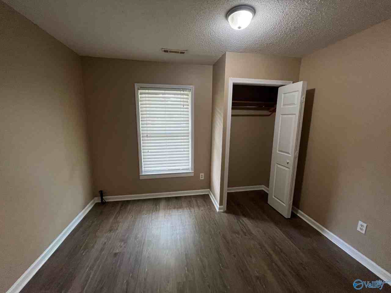 1002 6th Ave Sw - Photo 7 of 16