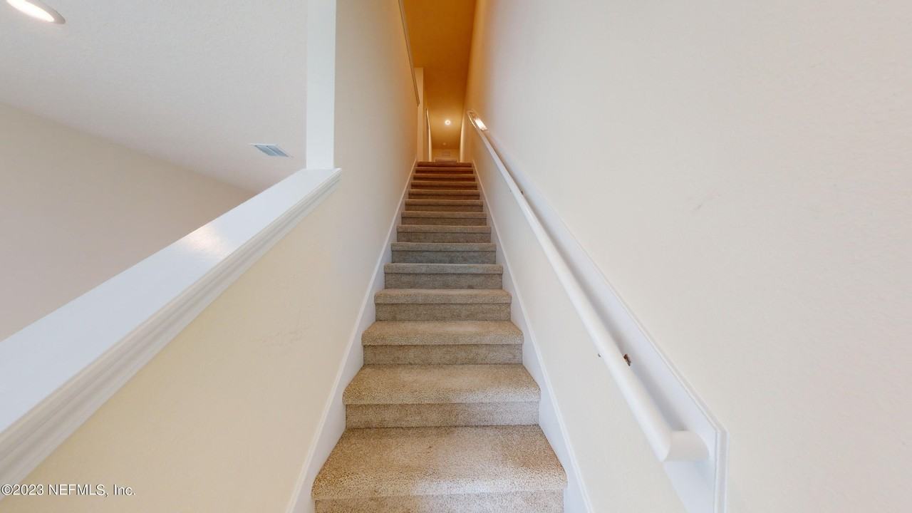 4072 Oak Mill Rd - Photo 6 of 18