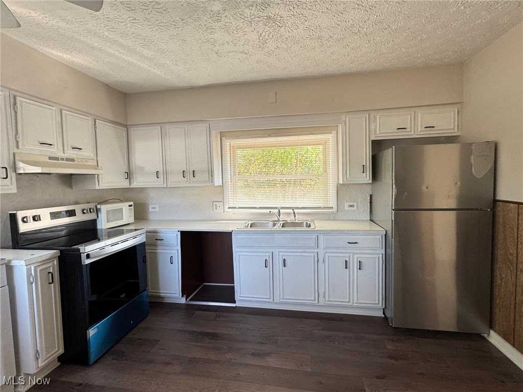 2161 East Ave - Photo 6 of 9