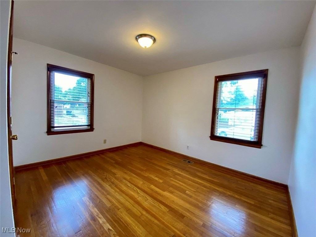 1881 17th St Sw - Photo 6 of 14