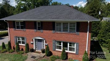 featured image of 300 Charlotte St