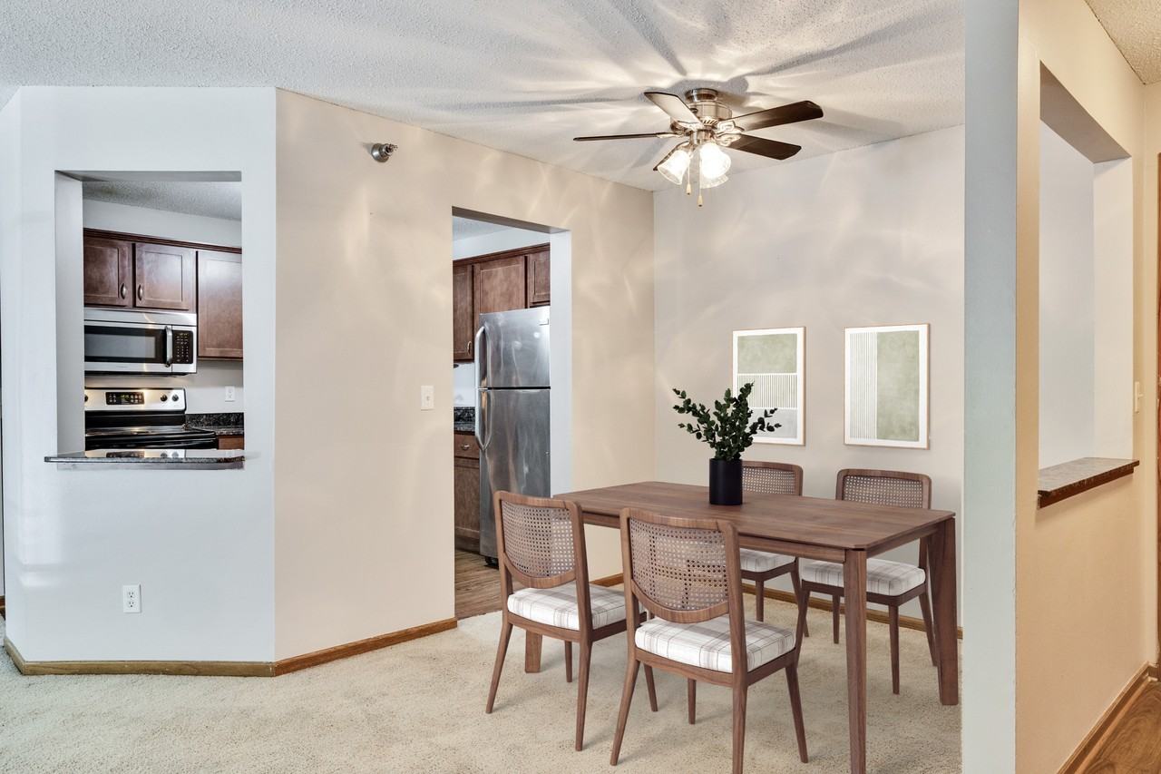 Crosby Pointe Apartments - Photo 5 of 21