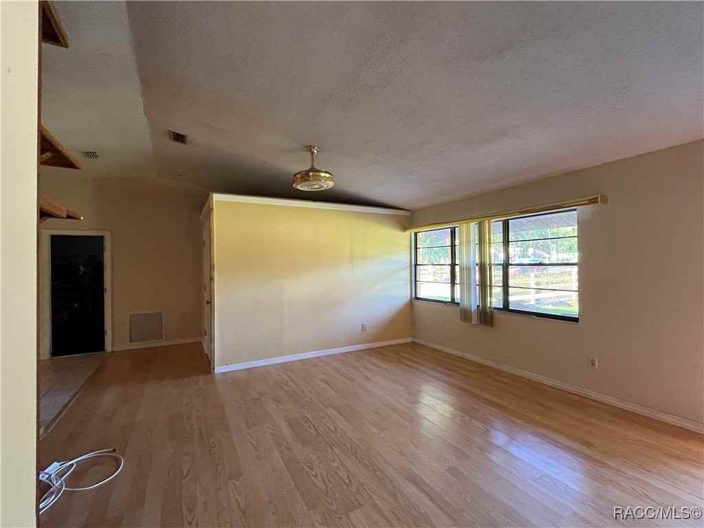 1711 North Croft Avenue - Photo 6 of 31