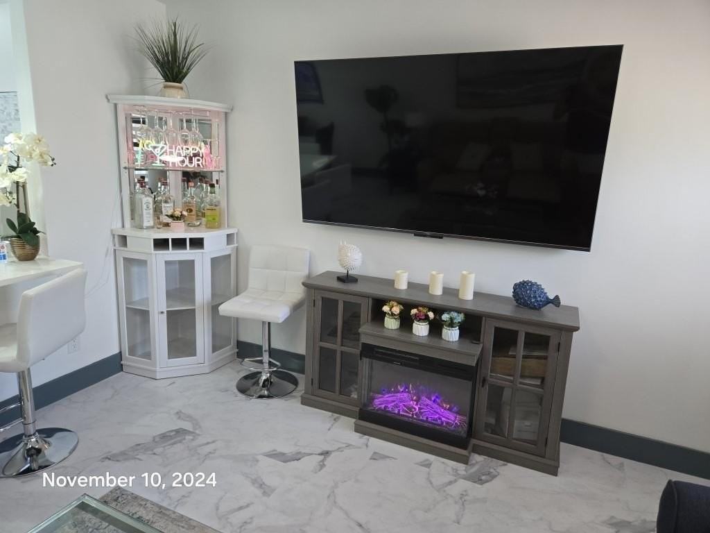 2909 Middle River Dr #103 - Photo 4 of 50