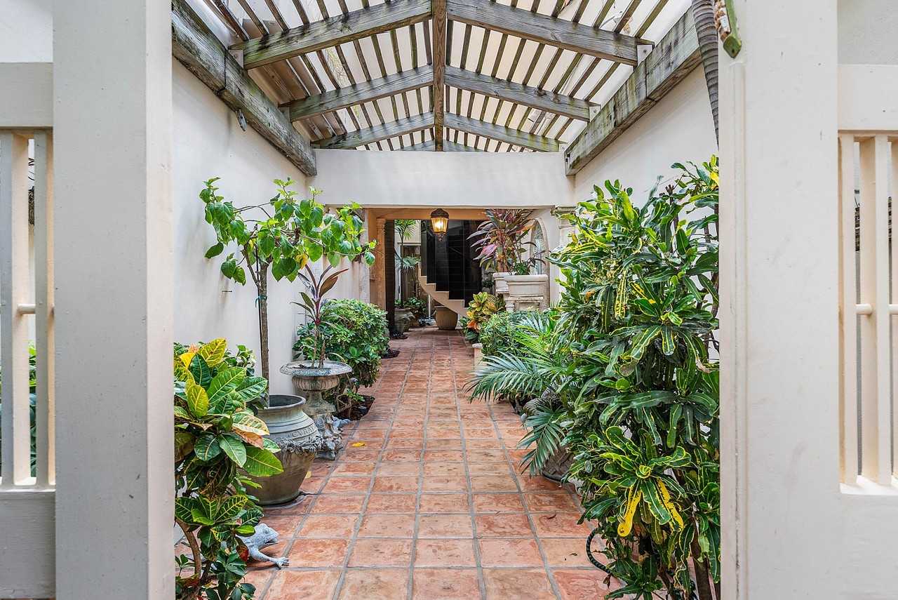 13 Sloans Curve Dr #13 - Photo 2 of 47