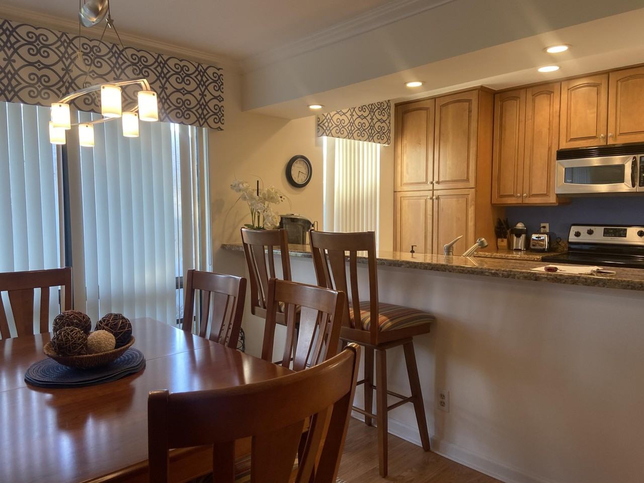 428 Brackenwood Lane South - Photo 5 of 25