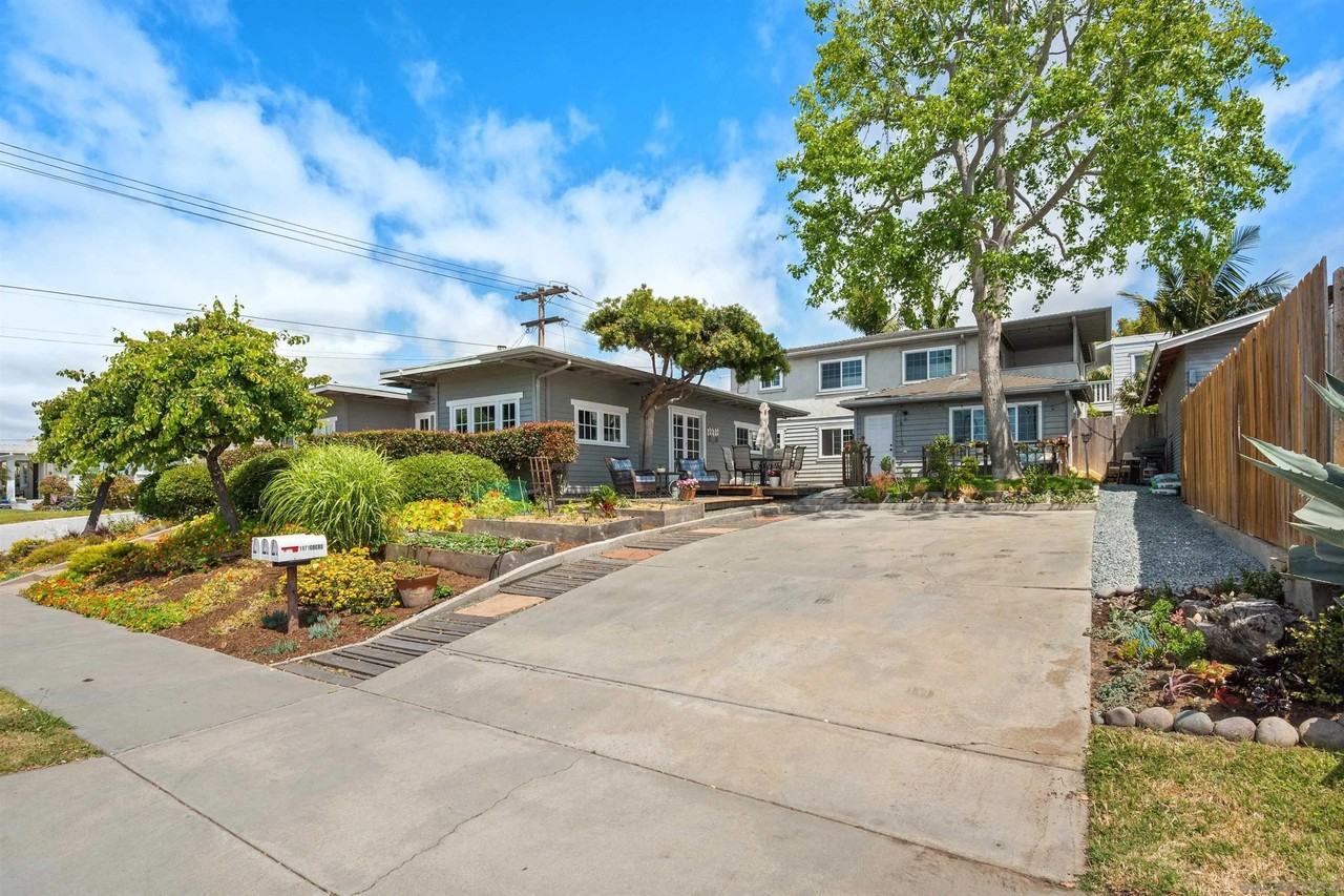 1971 Ebers St - Photo 3 of 42