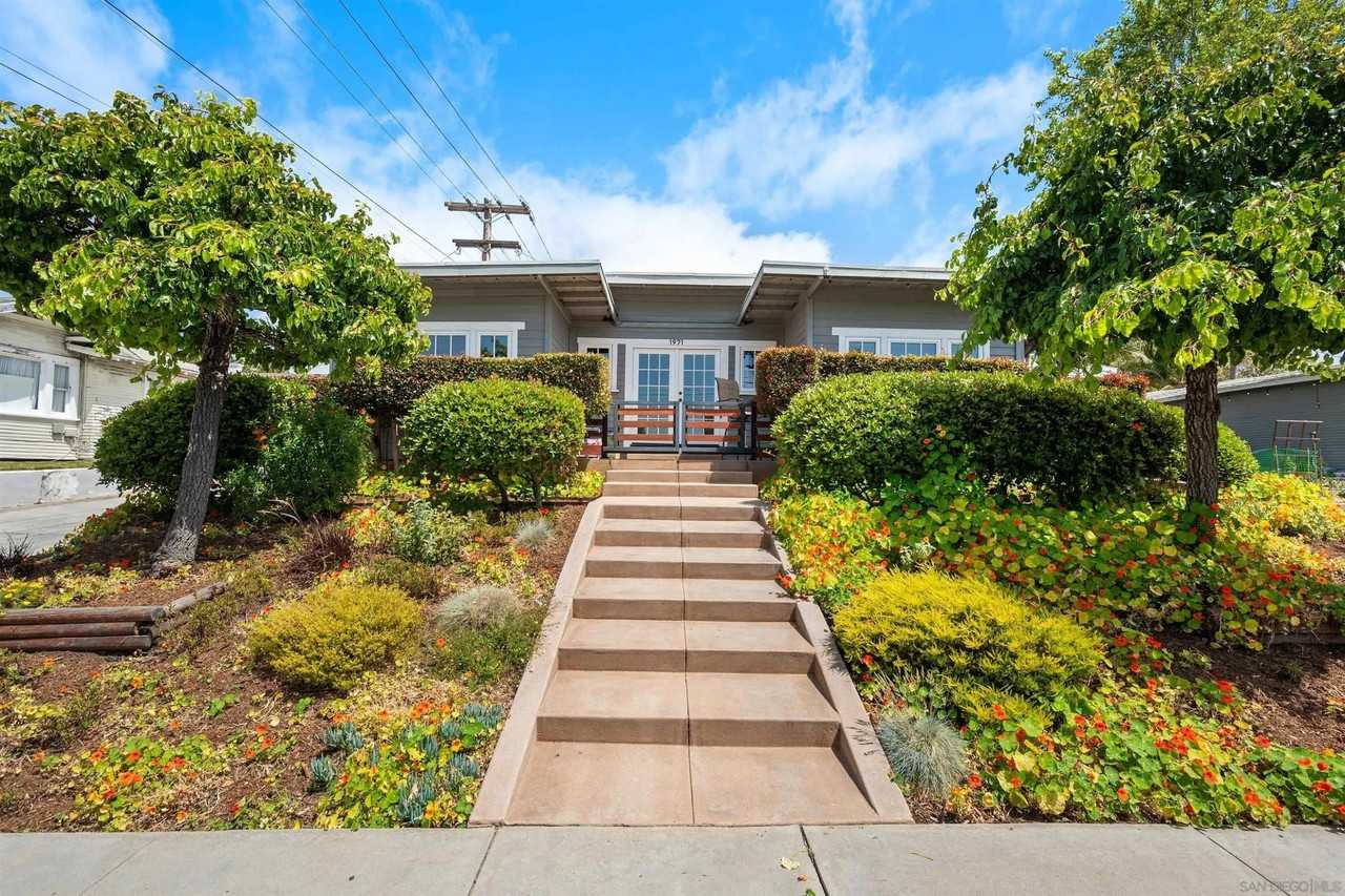 1971 Ebers St - Photo 5 of 42