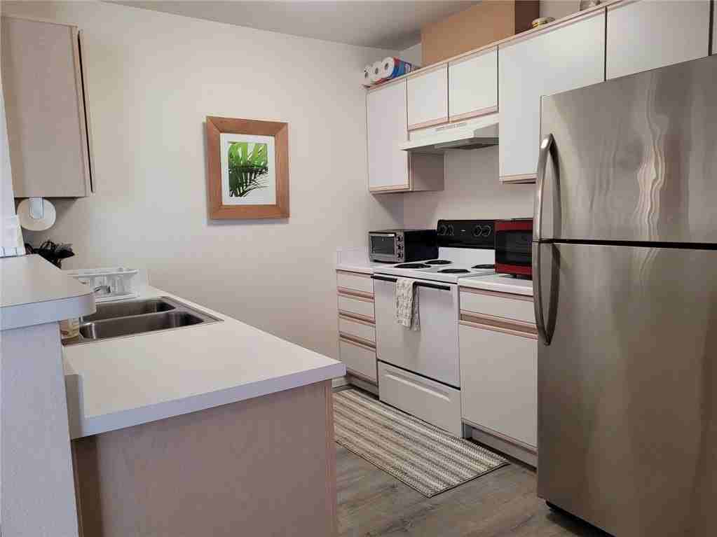 3423 Mccormick Blvd - Photo 5 of 15