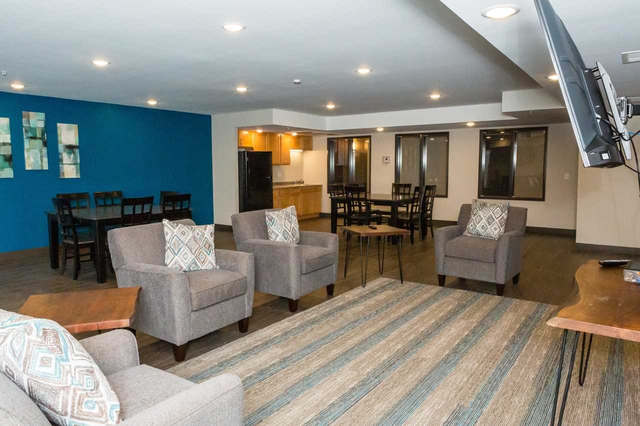 NEX Apartments - Photo 4 of 17