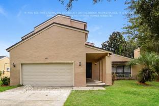 4005 Stonehaven Rd - Photo 1 of 1