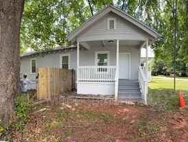 422 Lakeview St - Photo 1 of 1