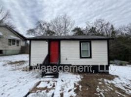 featured image of 211 Banks St