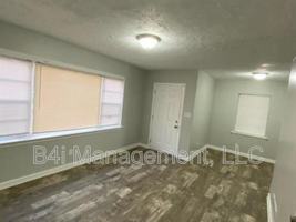 featured image of 10 Estes Dr