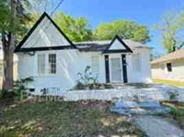 featured image of 1111 Henry Ave