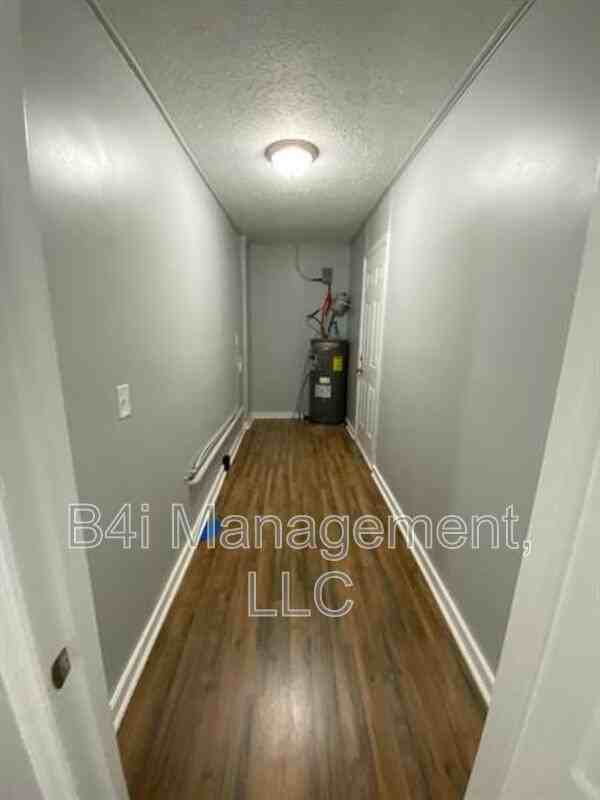 110 W Mitchell St - Photo 7 of 14