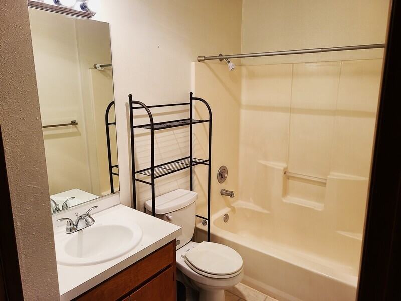 14009 32nd Ave Ne #101 - Photo 2 of 6