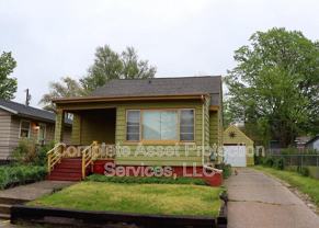 223 N Calumet Ave - Photo 1 of 1