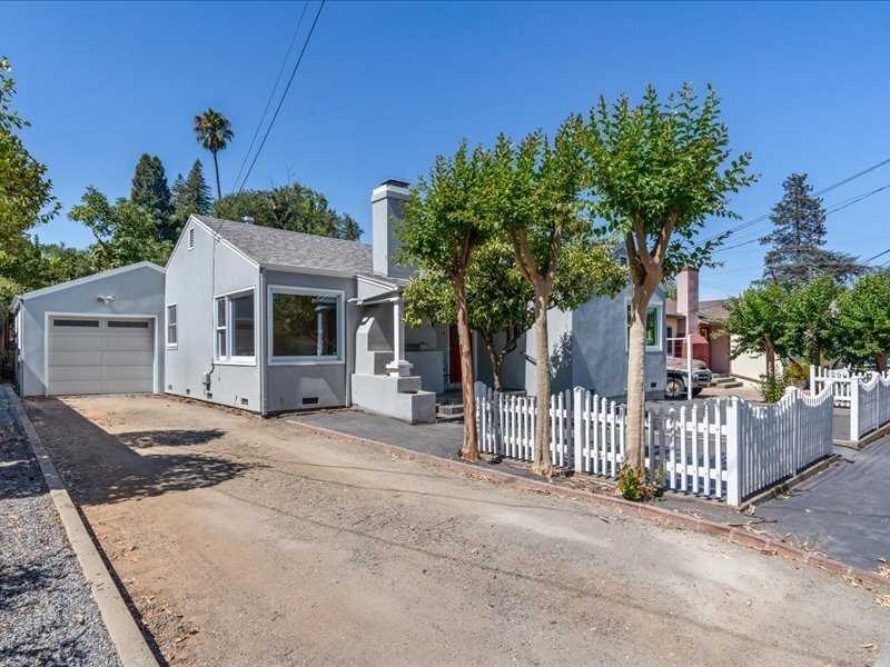 827 University Street