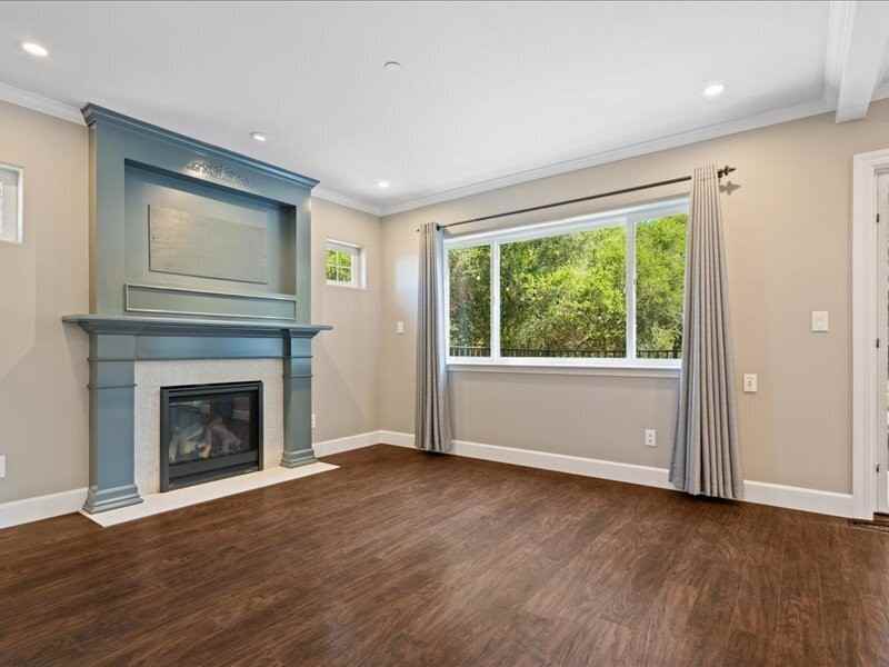 910 Villa Chantecleer Rd - Photo 4 of 32