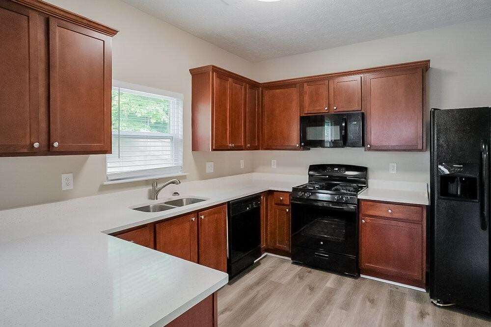 5505 Somer Ridge Ct - Photo 7 of 18